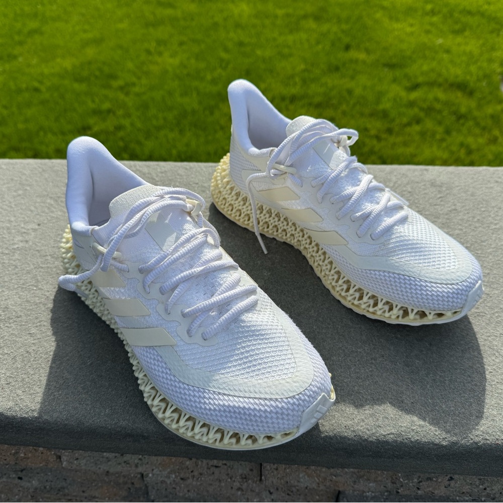 Adidas 4DFWD 2 Sneakers in Cloud White